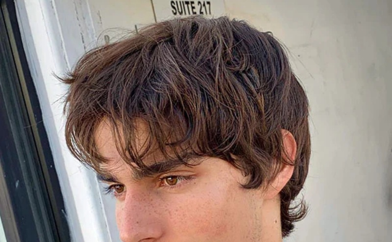 Onde naturali con stratificazione