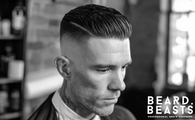 Capelli lisci e lisci con frange